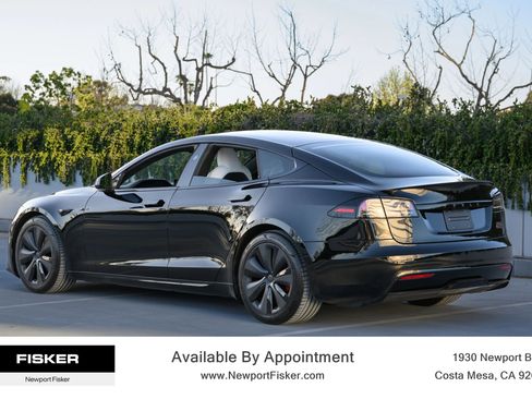 Used 2023 Tesla Model S Plaid image 7