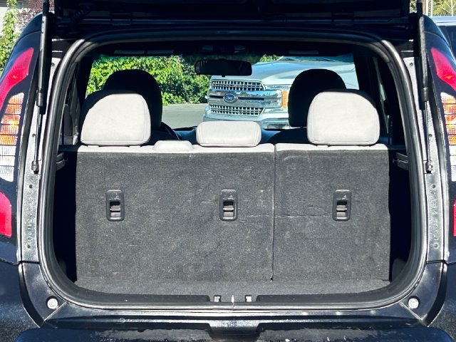 Used 2016 Kia Soul + FWD image 27