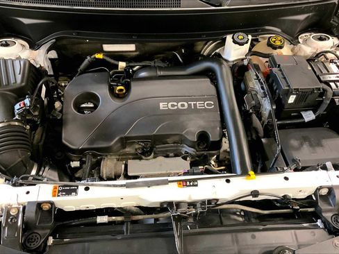 Used 2018 Chevrolet Equinox LT image 28