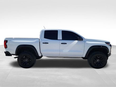 Used 2026 Chevrolet Colorado Trail Boss AWD/4WD image 9