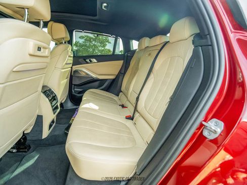 Used 2021 BMW X6 sDrive40i w/ Executive Package image 24