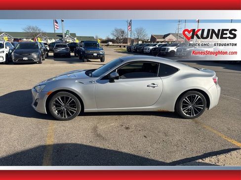 Used 2013 Scion FR-S image 6