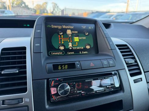 Used 2009 Toyota Prius w/ Pkg 2 FWD image 17