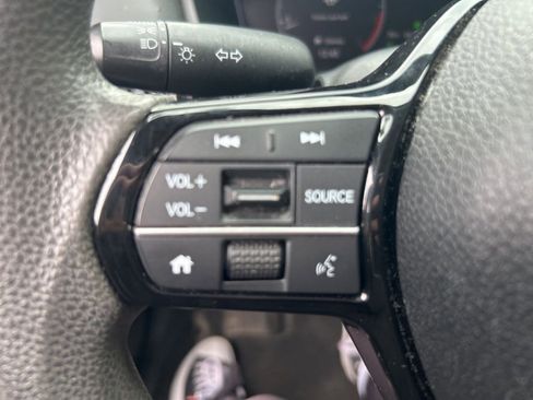 Used 2023 Honda Civic LX image 13