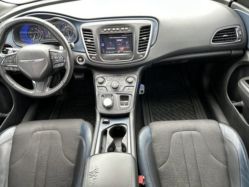 Used 2015 Chrysler 200 S image 17