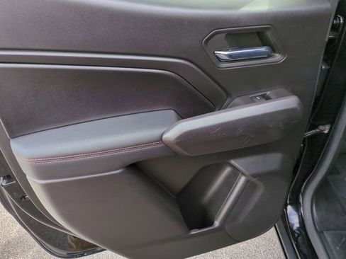 Used 2023 Chevrolet Colorado Z71 image 25