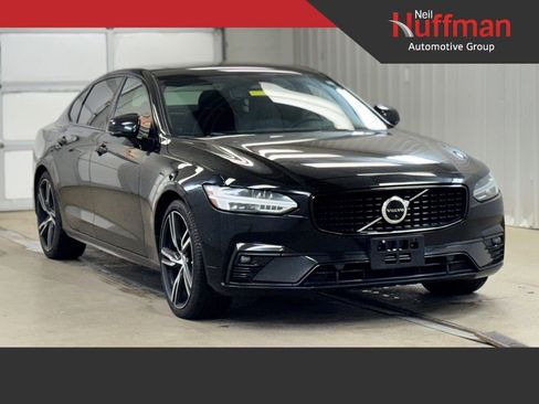 Used 2022 Volvo S90 B6 R-Design w/ Advanced Package image 1