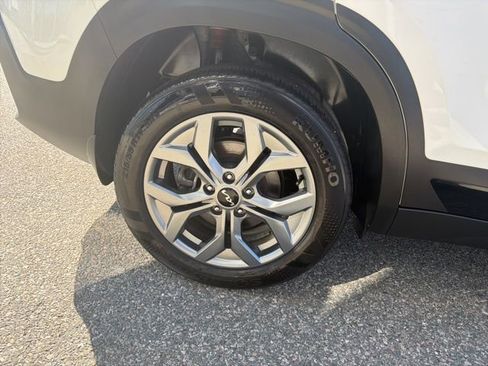 Used 2024 Kia Seltos S image 11