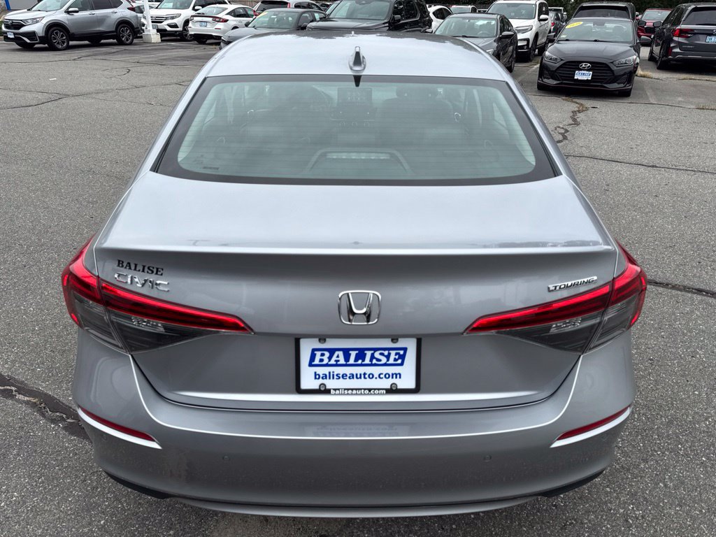 Used 2024 Honda Civic Touring image 9