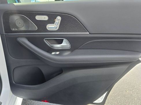 New 2026 Mercedes-Benz GLS 450 4MATIC image 26