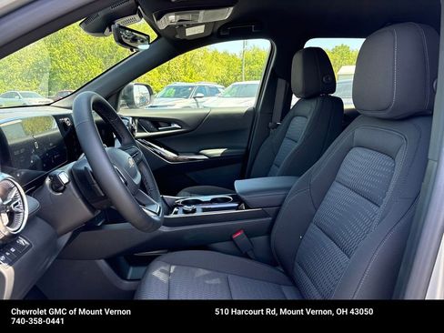 New 2026 Chevrolet Equinox LT w/ Safety and Technology Package FWD image 10