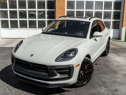 Used 2023 Porsche Macan GTS w/ Premium Package Plus image 2