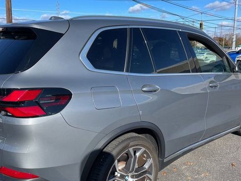 Used 2024 BMW X5 xDrive40i w/ Premium Package image 10