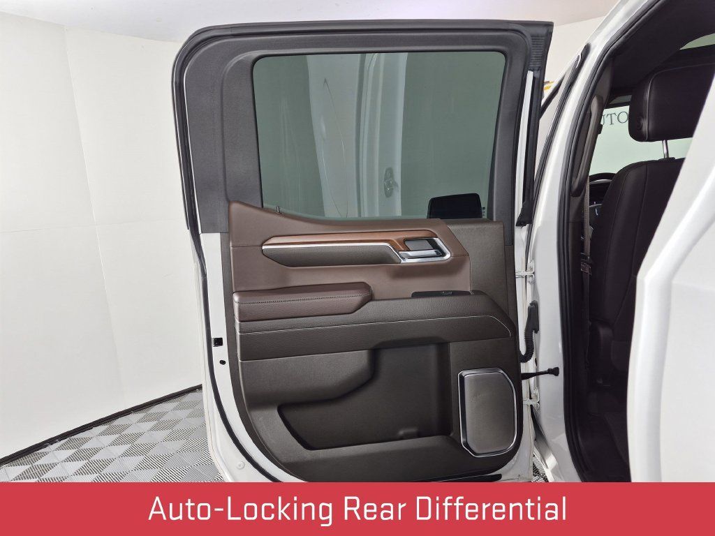 Used 2023 GMC Sierra 1500 Denali w/ Denali Reserve Package AWD/4WD image 32