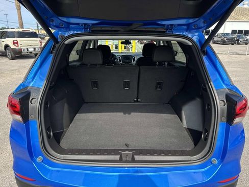 Certified 2024 Chevrolet Equinox LT FWD image 8