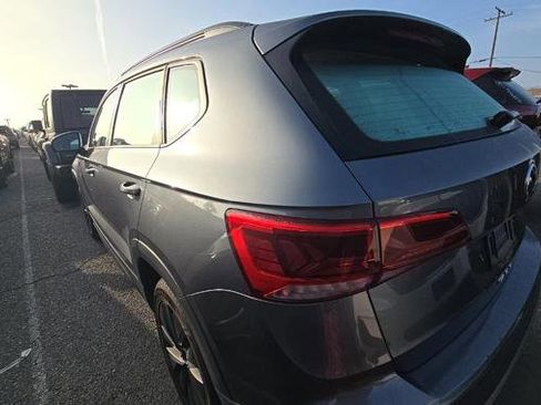 Used 2024 Volkswagen Taos S image 4