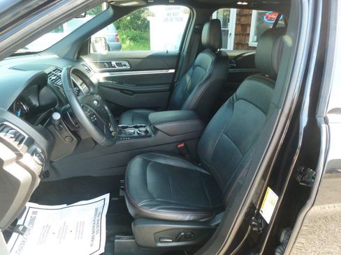 Used 2019 Ford Explorer Sport w/ Equipment Group 401A AWD/4WD image 14