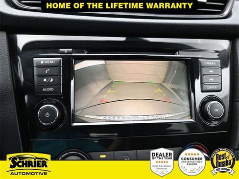 Used 2020 Nissan Rogue S image 18