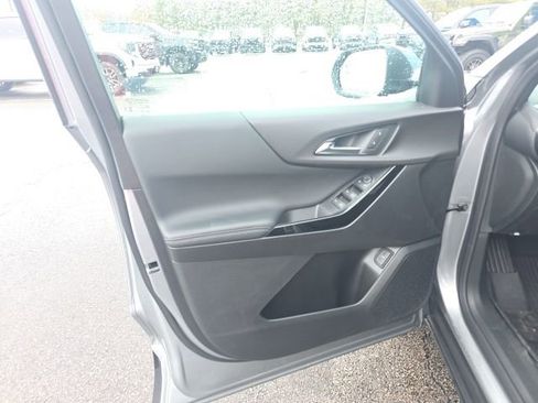 New 2026 Chevrolet Equinox LT w/ Convenience Package II image 11