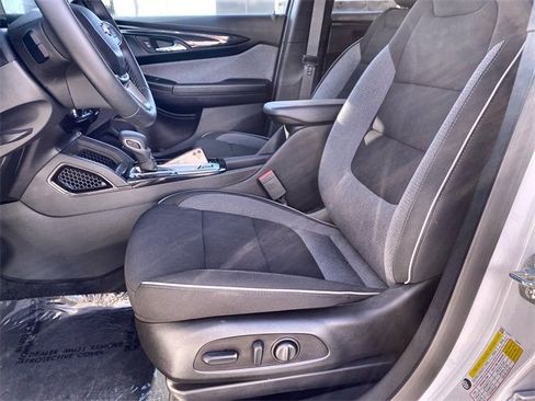 Certified 2025 Chevrolet TrailBlazer LT w/ Convenience Package image 22