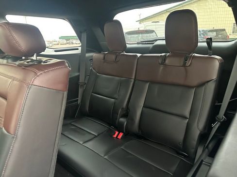 Used 2024 Ford Explorer Platinum w/ Technology Package image 24