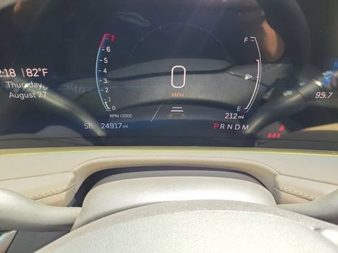 Used 2024 Cadillac XT4 Luxury FWD image 30