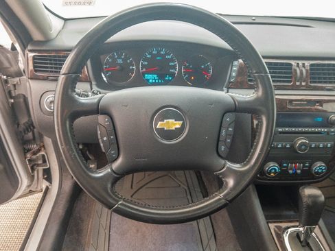 Used 2013 Chevrolet Impala LT w/ LT Sunroof Package image 13