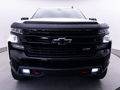 Used 2020 Chevrolet Silverado 1500 LT Trail Boss AWD/4WD image 15