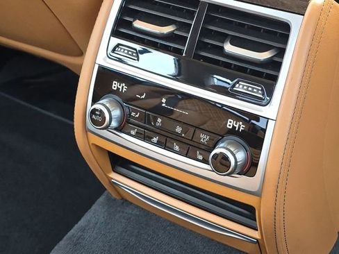 Used 2020 BMW 750i xDrive w/ Luxury Rear Seating Package image 16