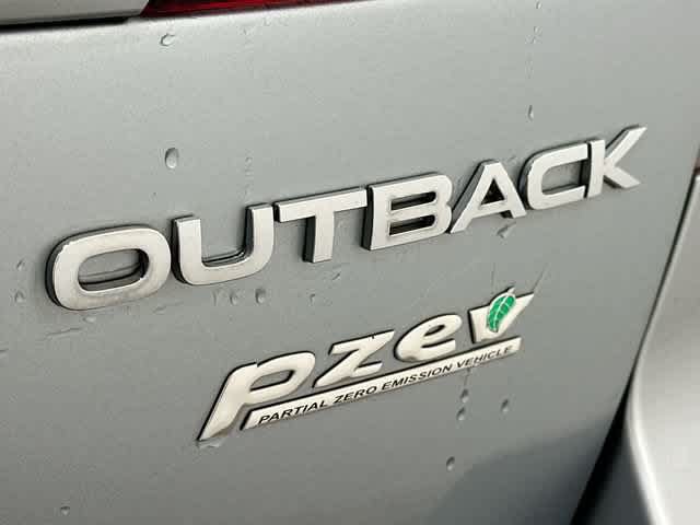 Used 2013 Subaru Outback 2.5i Limited AWD/4WD image 26