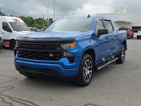 Used 2022 Chevrolet Silverado 1500 Custom RWD image 3