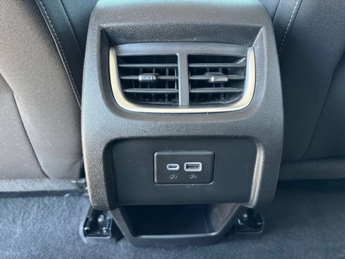 Used 2026 Chevrolet Blazer LT FWD image 23