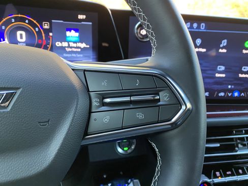 Used 2026 Chevrolet Traverse Z71 w/ Driver Confidence Package image 19