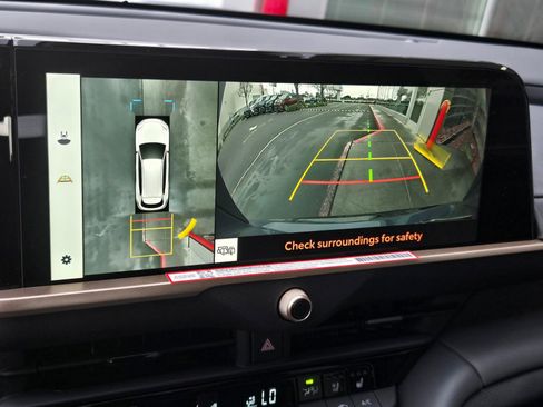 New 2026 Toyota Crown Signia image 12