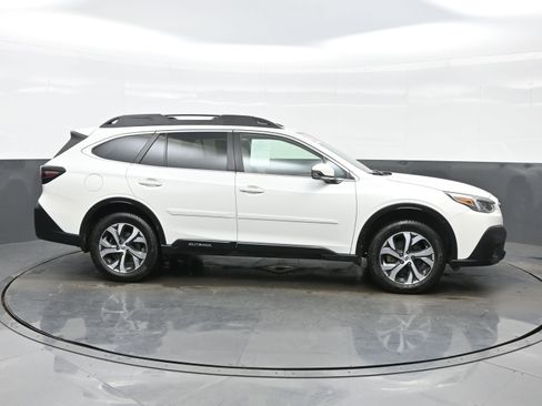 Used 2021 Subaru Outback Limited XT w/ Popular Package #2 image 7