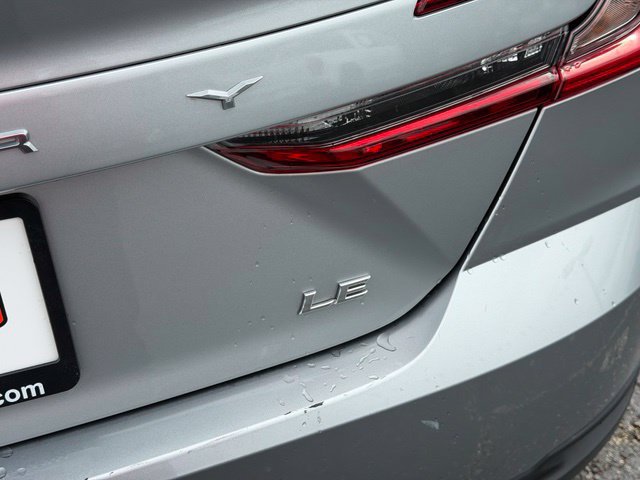 Used 2025 Toyota Camry LE FWD image 11
