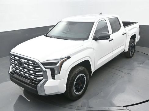 Used 2026 Toyota Tundra SR AWD/4WD image 31