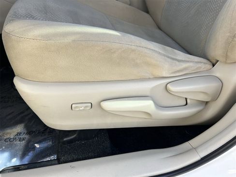 Used 2013 Toyota Prius V Two image 29