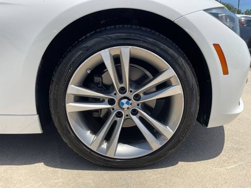 Used 2017 BMW 330i Sedan RWD image 29
