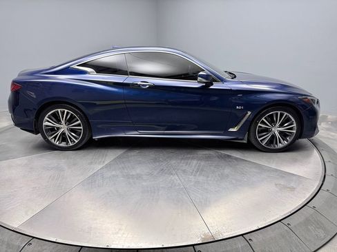 Used 2017 INFINITI Q60 3.0t w/ Premium Plus Package 3.0T AWD/4WD image 4