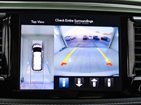 Used 2019 Chrysler Pacifica Limited w/ Advanced Safetytec Group image 23