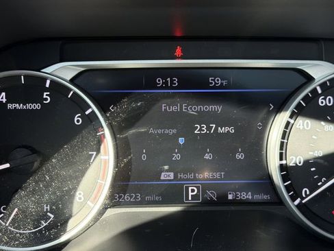 Used 2024 Nissan Sentra SR w/ SR Premium Package image 27