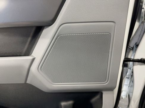 Used 2023 Ford F150 Lightning XLT image 19