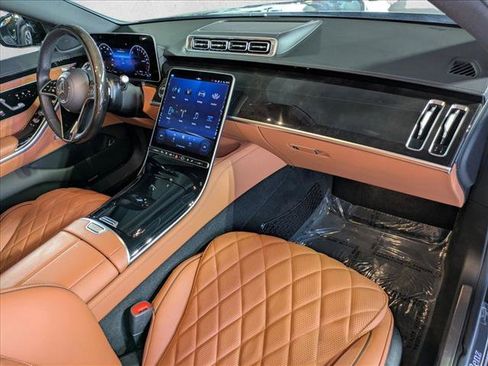 Used 2024 Mercedes-Benz S 580e 4MATIC Sedan image 22