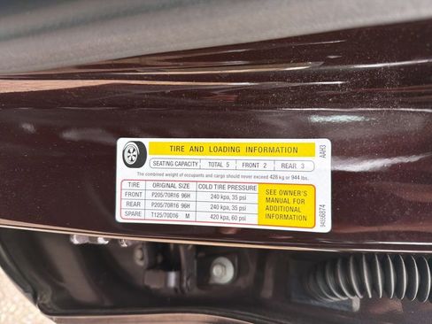 Used 2022 Chevrolet Trax LS w/ Tint and Cruise Package AWD/4WD image 14