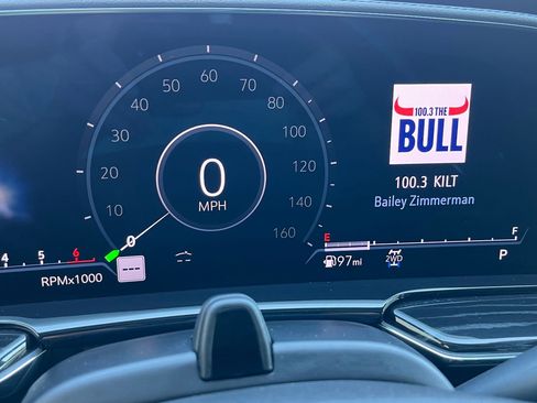 Used 2023 Cadillac Escalade Sport w/ LPO, ONYX Package image 21