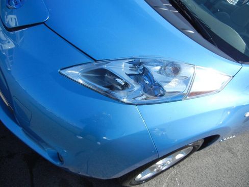 Used 2012 Nissan Leaf SL w/ Protection Pkg image 37