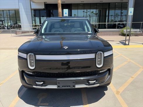 Used 2023 Rivian R1S Adventure AWD/4WD image 2