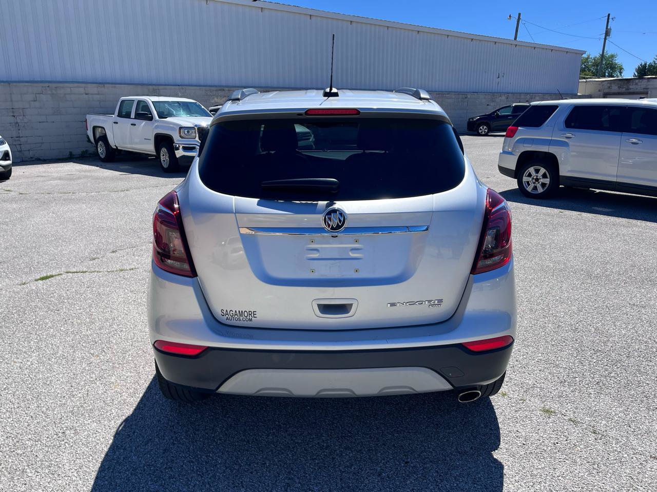 Used 2019 Buick Encore Essence AWD/4WD image 4