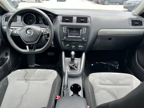 Used 2017 Volkswagen Jetta S FWD image 10